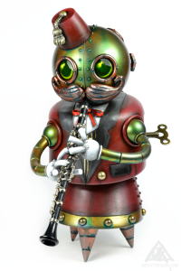 Duet-Clarinet-FrontMechtorian Customised Peelple toy by Doktor A. Bruce Whistlecraft.2022.