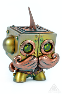 Sonny Dial Jnr. Mechtorian Customised Tofu Dunny vinyl toy. By Doktor A. Bruce Whistlecraft.2022.Arabic-Front-Right-WEB