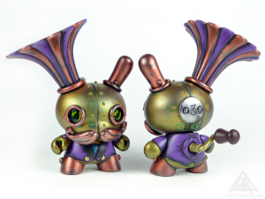 Gramophone Customised Dunny Series. By Doktor A. Bruce Whistlecraft.2019.Purple-Front-Back-WEB
