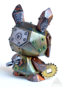 Facet Fractions.Mechtorian customised mini resin Shard art toy from Broke Piggy and Scott Tolleson. By Doktor A. Bruce Whistlecraft. 2019. B Back Right