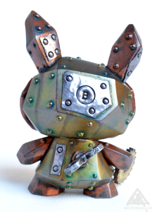 Facet Fractions.Mechtorian customised mini resin Shard art toy from Broke Piggy and Scott Tolleson. By Doktor A. Bruce Whistlecraft. 2019. B Back