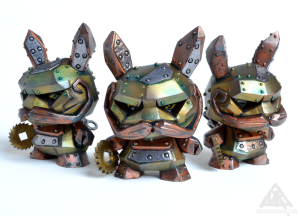 Facet Fractions.Mechtorian customised mini resin Shard art toy from Broke Piggy and Scott Tolleson. By Doktor A. Bruce Whistlecraft. 2019. Set of three.