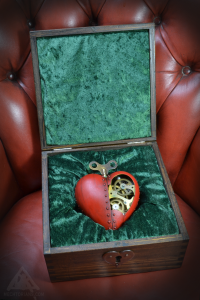 Woodsman's Heart.Mechtorian original sculpture by Doktor A. Bruce Whistlecraft.2023.Woodsmans-Heart-Promo-WEB
